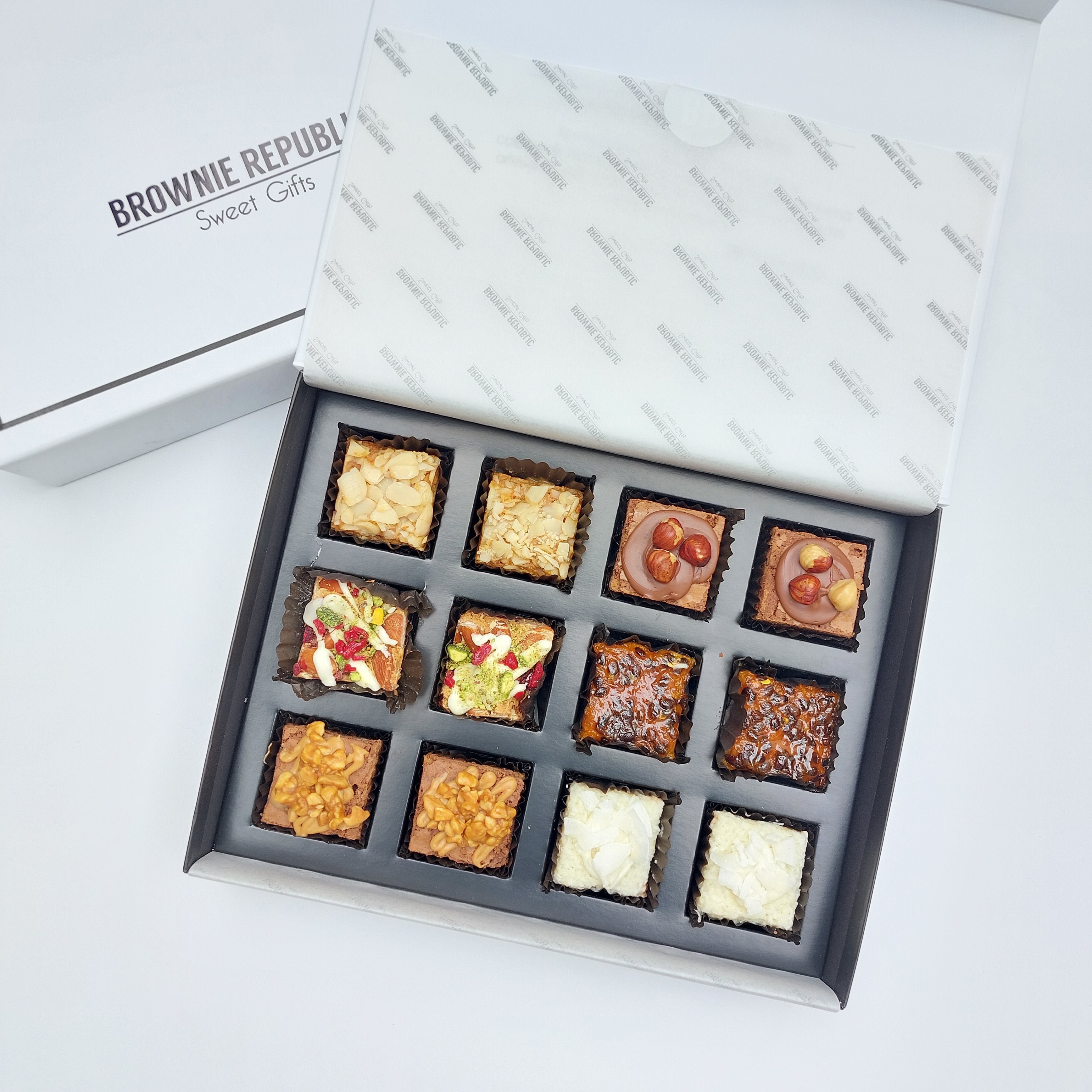 Wild 12 Brownie Box