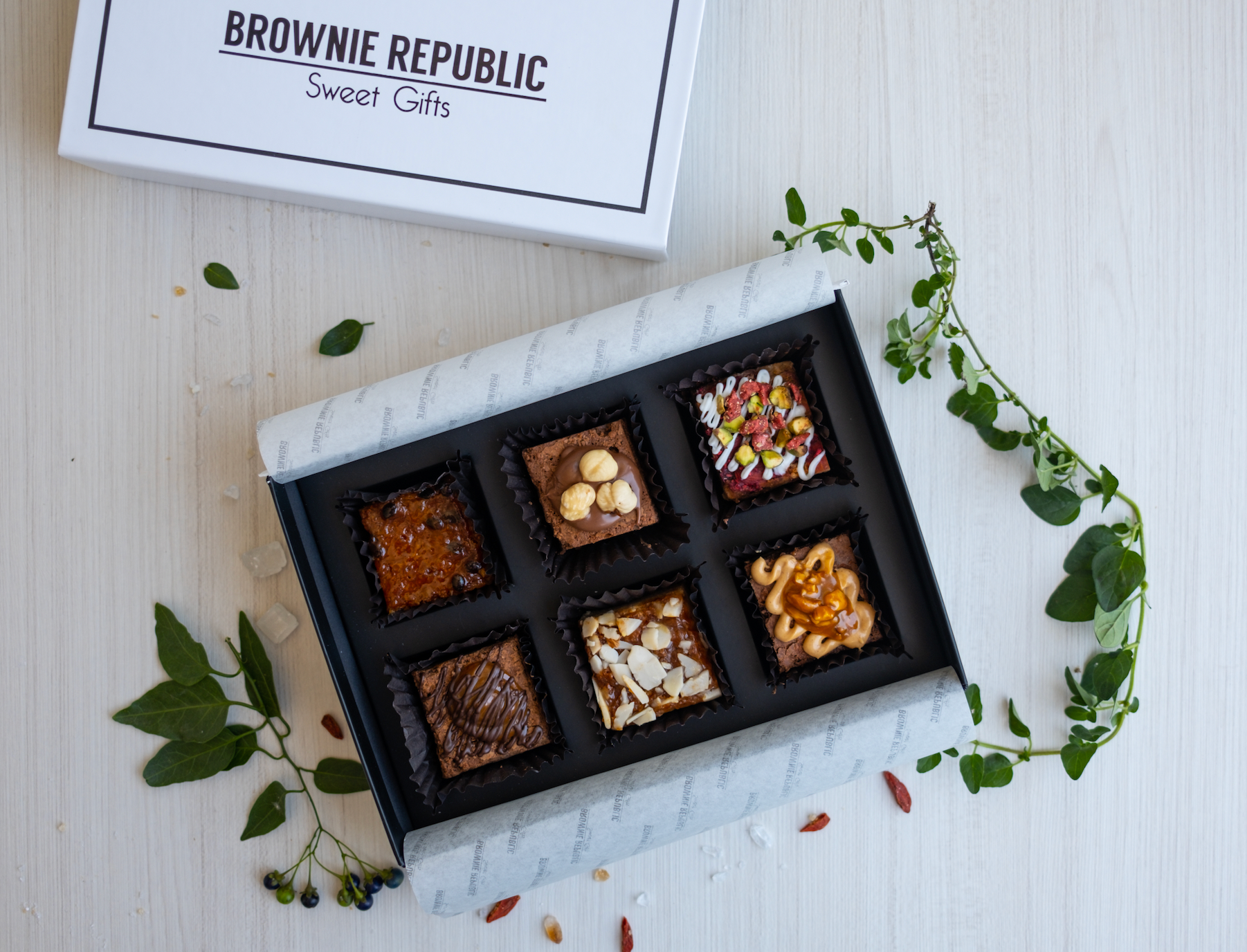 Wild 6 Brownie Box