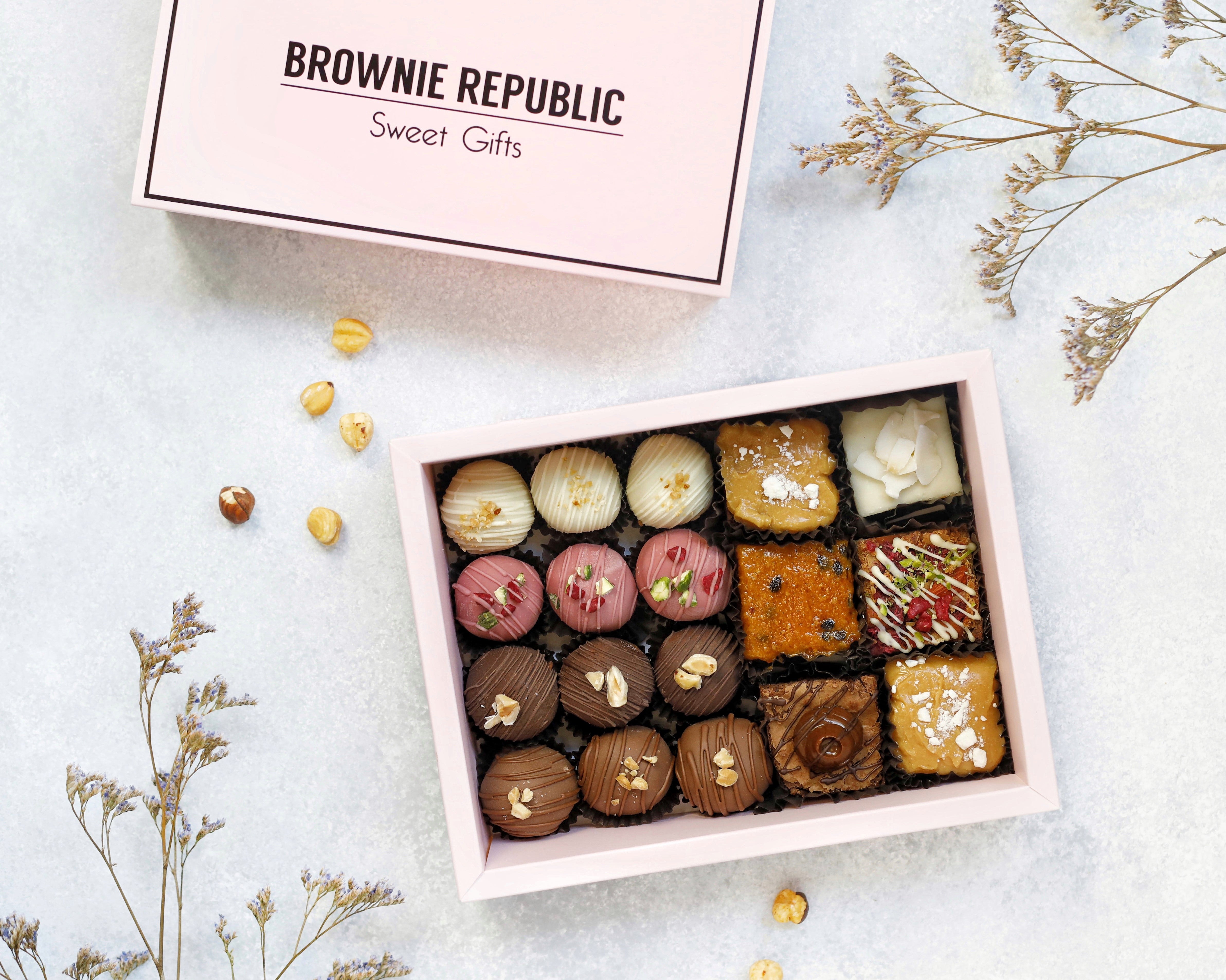 Sensation Pink Brownie Box